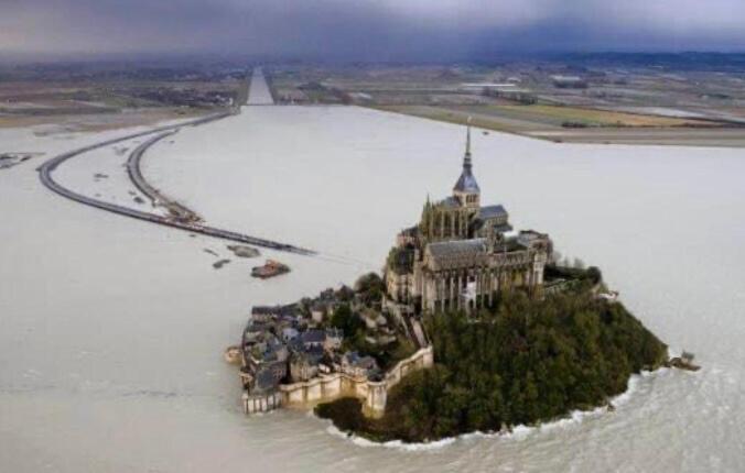 Gites Le Mont Desclos Saint Michel Beauvoir  Habitación foto